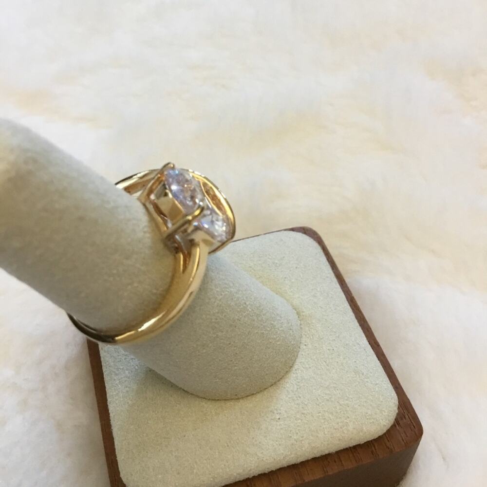 Gold Oval Stone Wrapped Ring - Picture 5 of 10